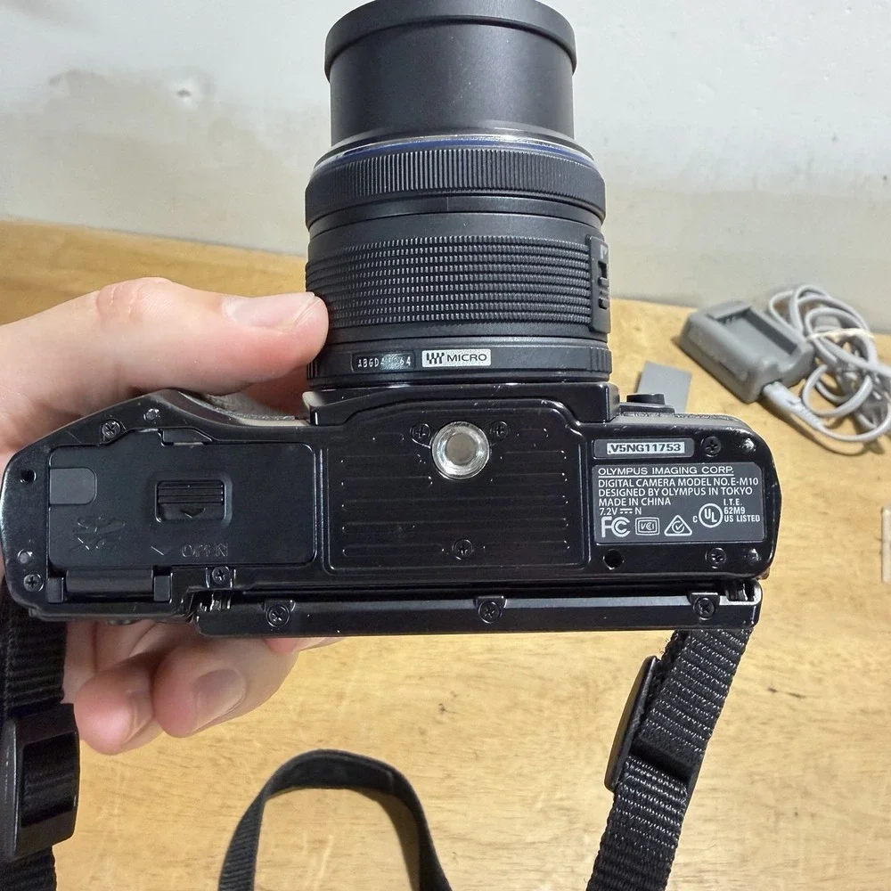 Olympus OM-D E-M10 16MP Mirrorless Camera 14-42mm f/3.5-5.6 Black EM10 Tested